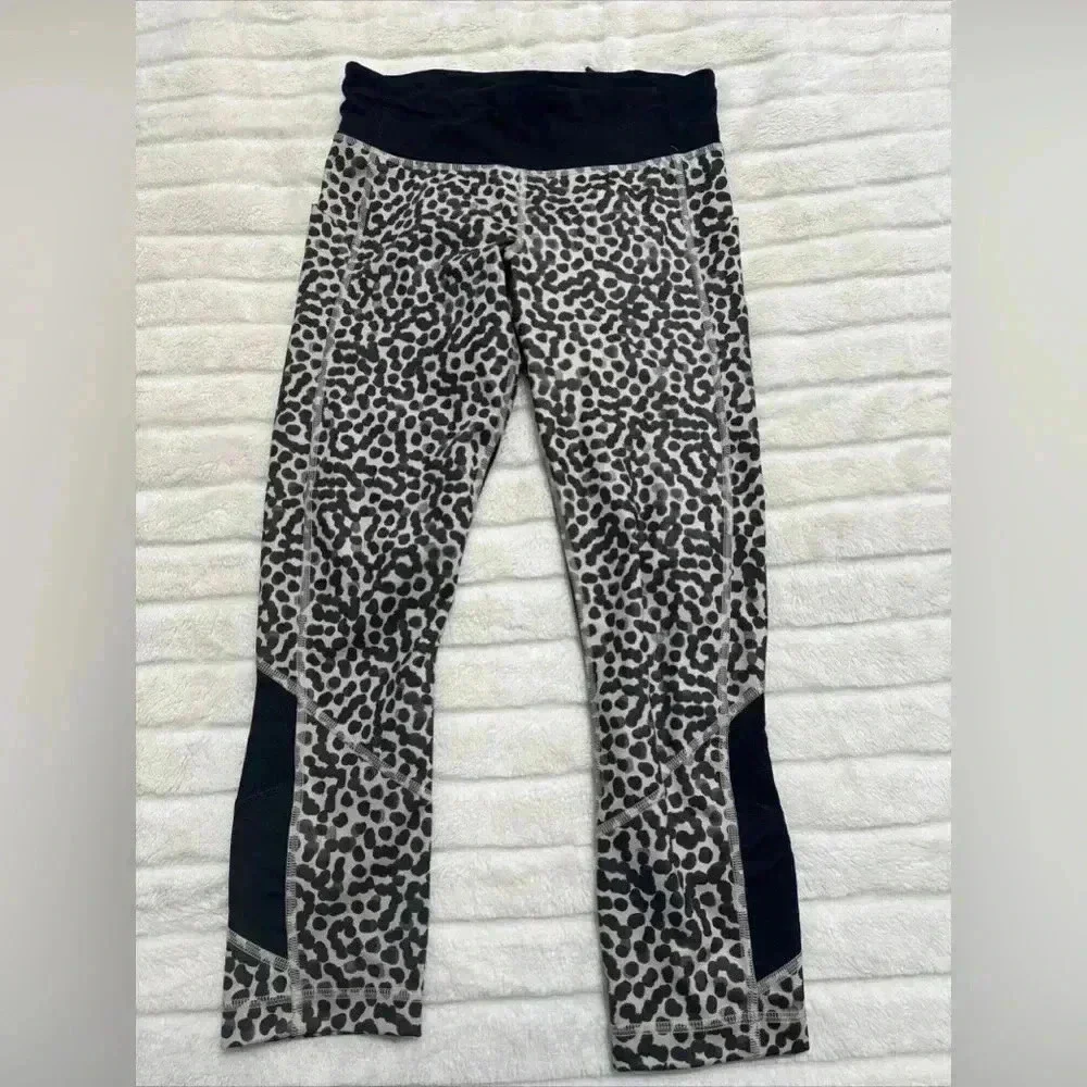 Lululemon Pedal To The Medal Leggings